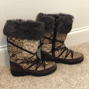 Coach Brown Logo Firm Trim Winter Boots Sz 8.5